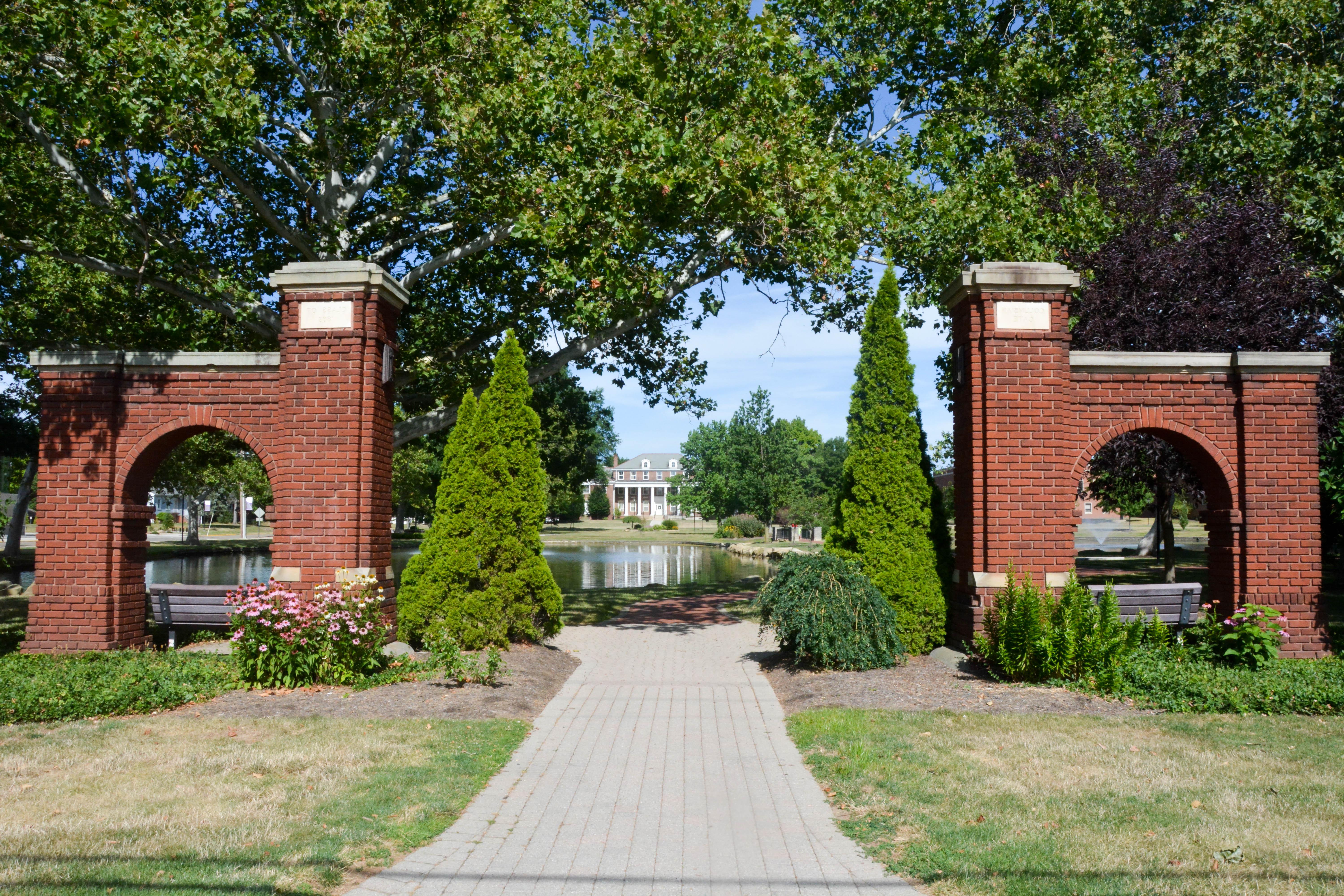 University of Mount Union Columbian Gateway